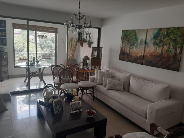 Apartamento en Bosques del Oeste